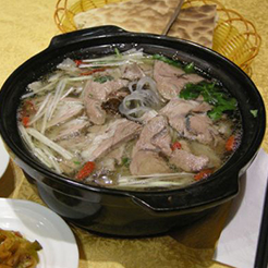 滋补羊肉泡馍
