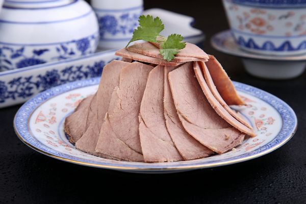 金味德牛肉面加盟