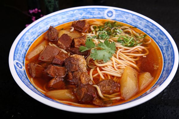 如何为牛肉面加盟店造势